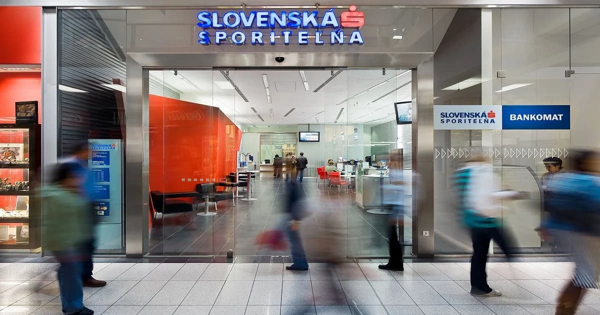 Banky nepriamo priznávajú, že maklér dokáže pre klienta vyjednať viac