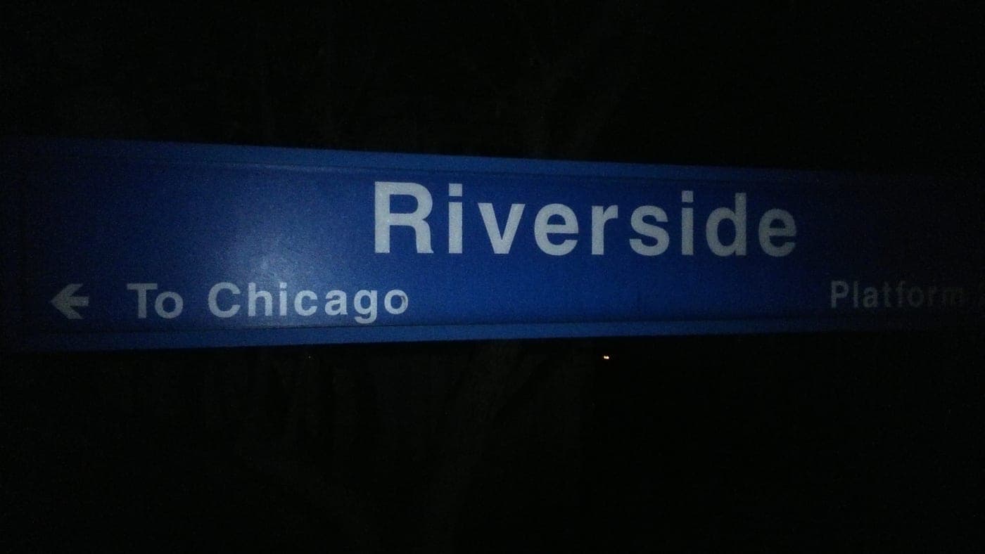 Ráno na stanici v Riverside