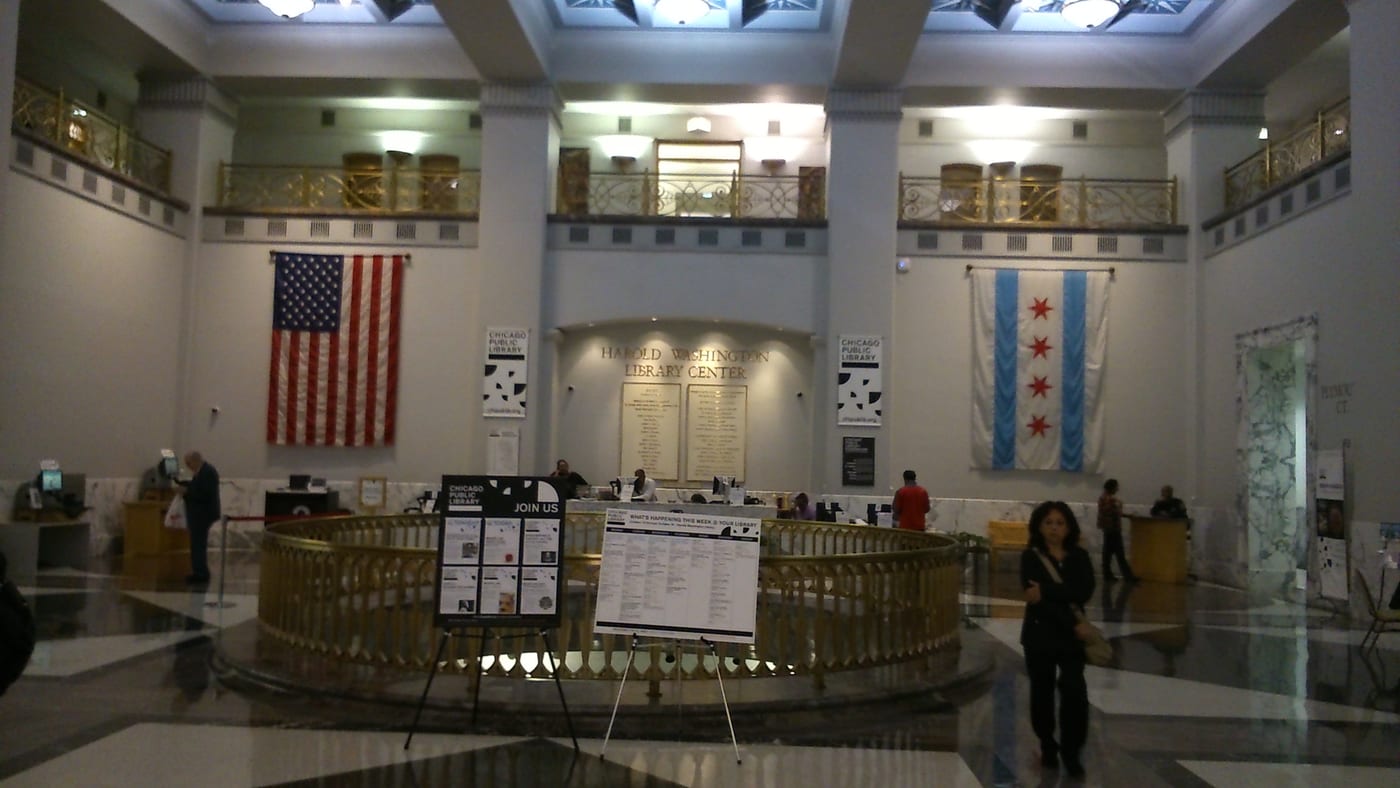 Vo vnútri knižnice